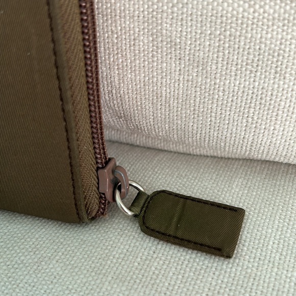 PRADA WALLET Nylon Zip Around - Picture 6 of 15